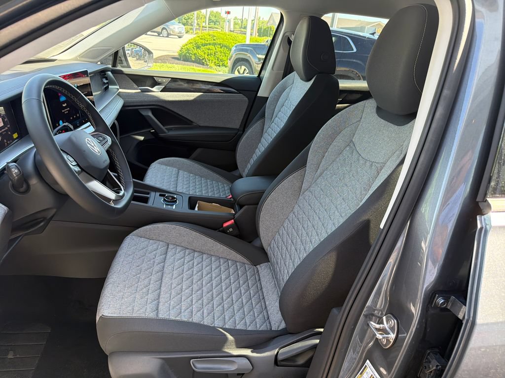 New 2026 Volkswagen Tiguan S AWD/4WD image 12