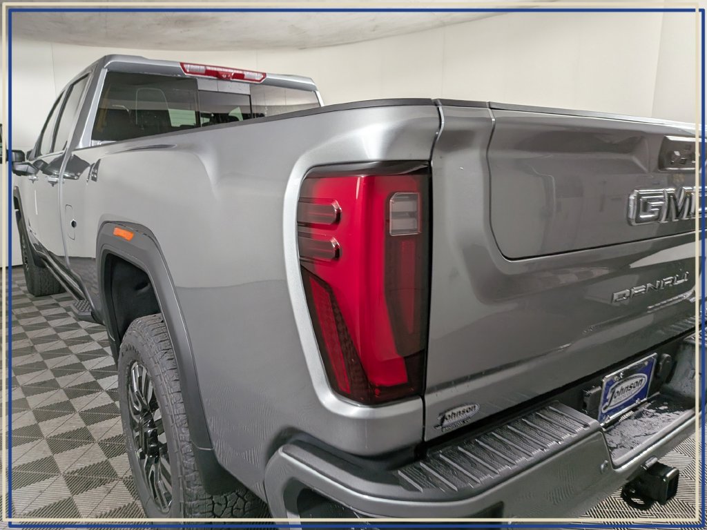 New 2026 GMC Sierra 3500 Denali Ultimate AWD/4WD image 10