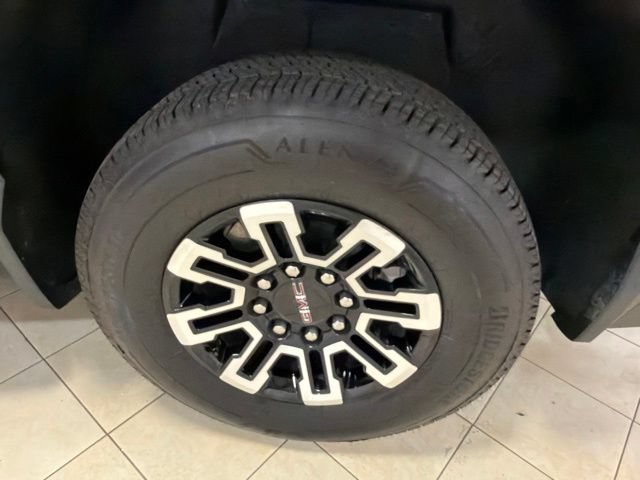 Used 2026 GMC Sierra EV Elevation AWD/4WD image 28