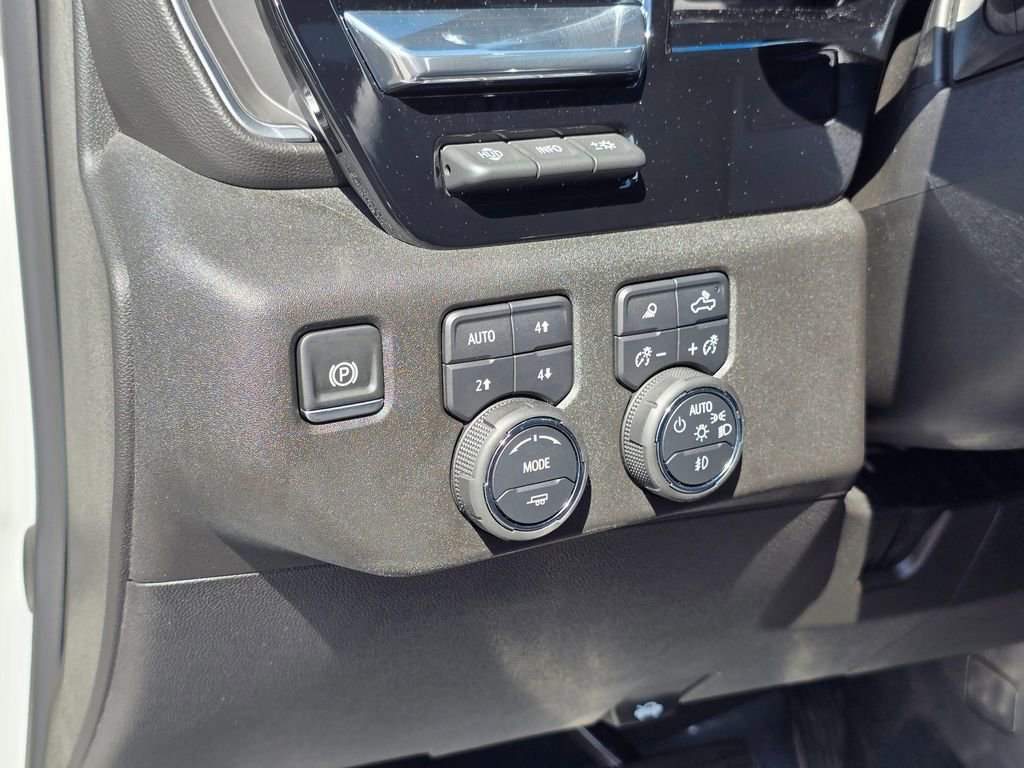 Used 2025 Chevrolet Silverado 2500 LTZ w/ LTZ Plus Package AWD/4WD image 25