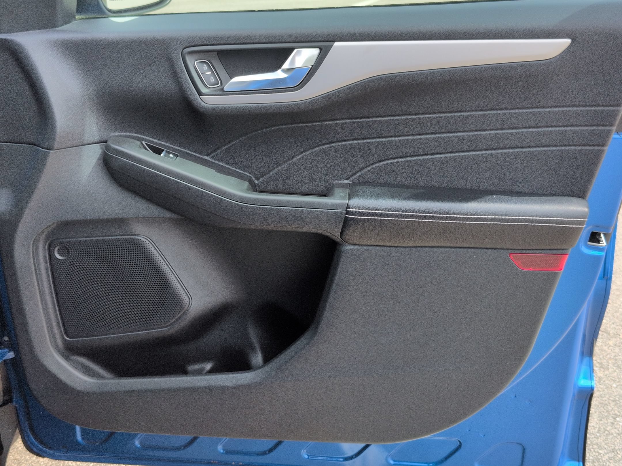 Used 2021 Ford Escape SE w/ Convenience Package FWD image 33