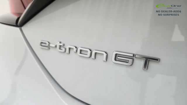 Used 2023 Audi e-tron GT Premium Plus AWD/4WD image 17