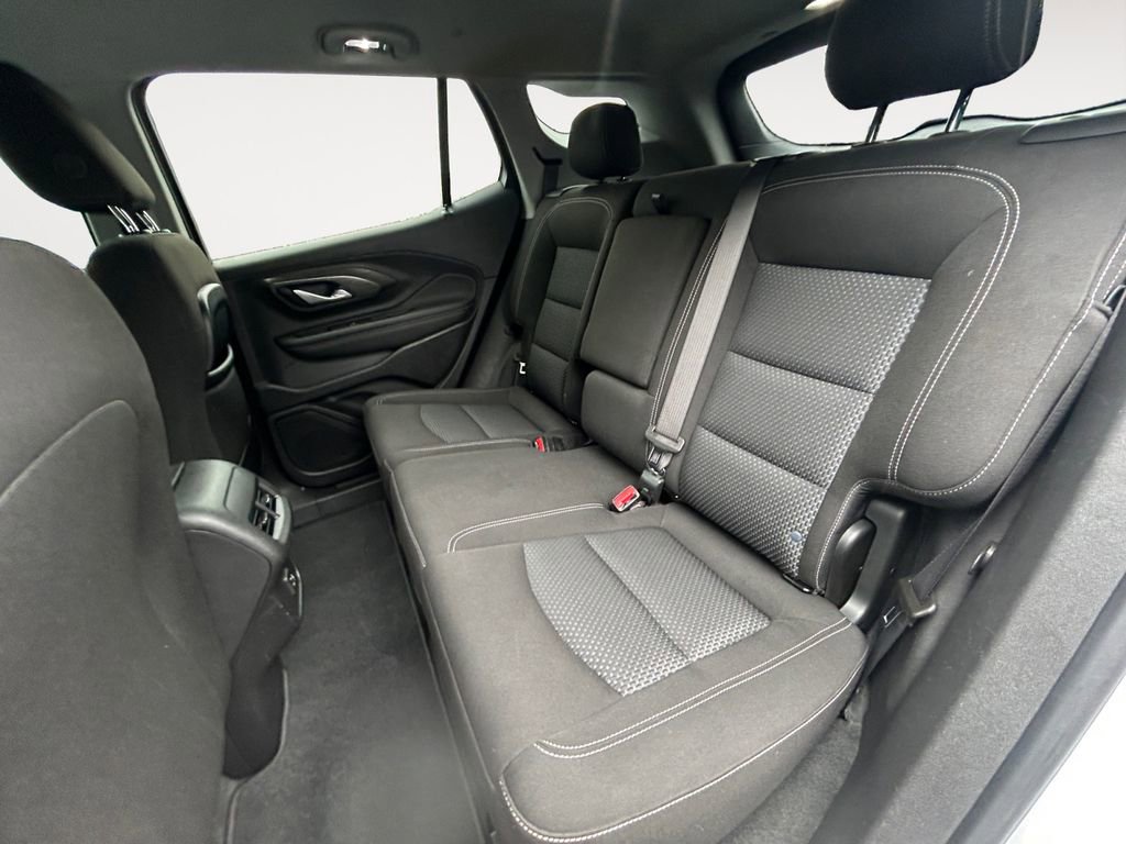 Used 2022 GMC Terrain SLE w/ Driver Convenience Package image 11