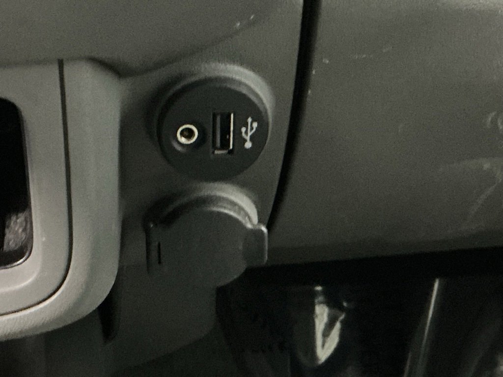 Used 2019 Nissan Frontier S image 8