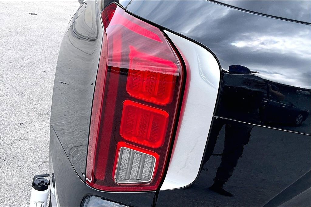 Used 2023 Hyundai Palisade Limited image 23
