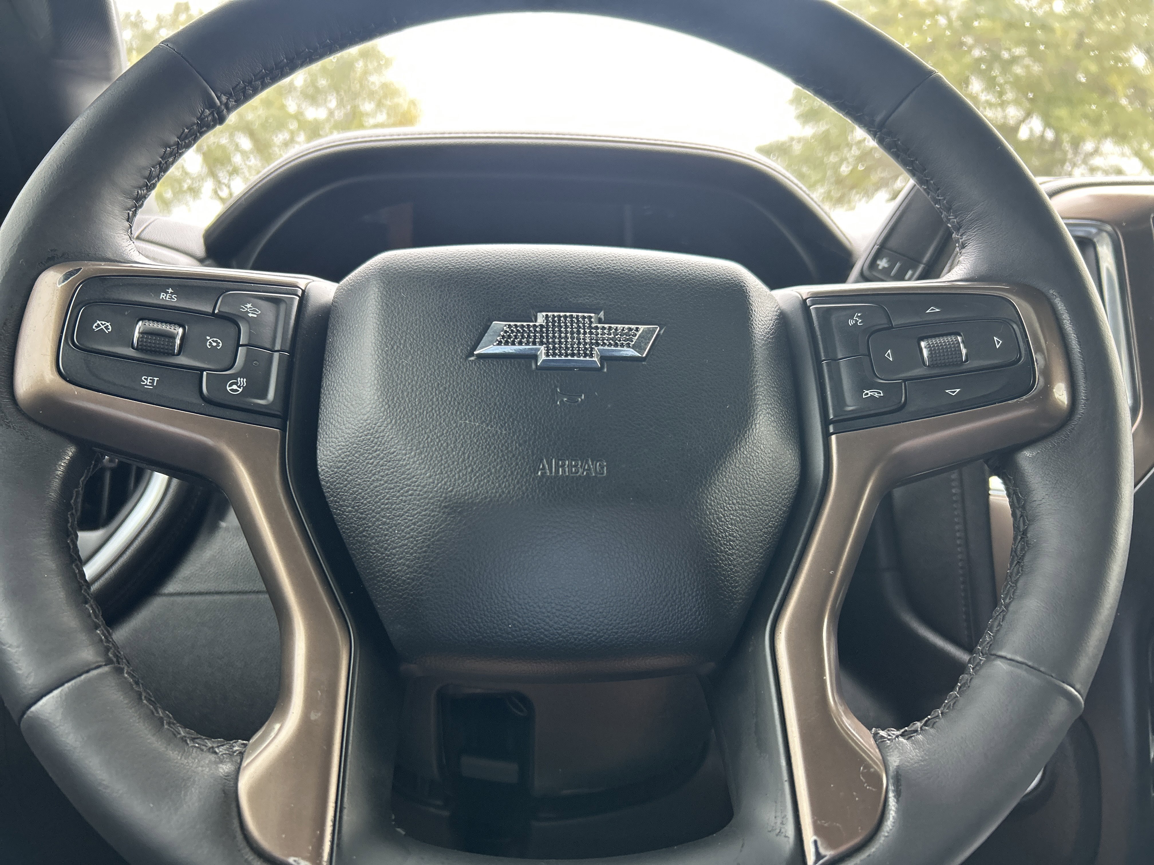 Used 2019 Chevrolet Silverado 1500 High Country w/ Technology Package image 23