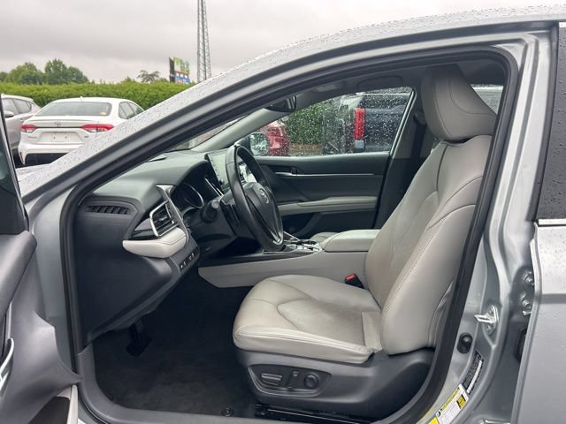 Used 2024 Toyota Camry XSE FWD image 15