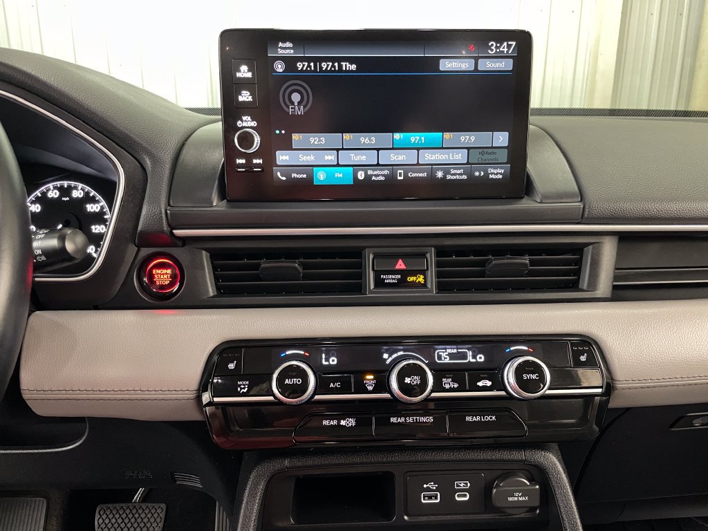 Used 2025 Honda Pilot EX-L image 31