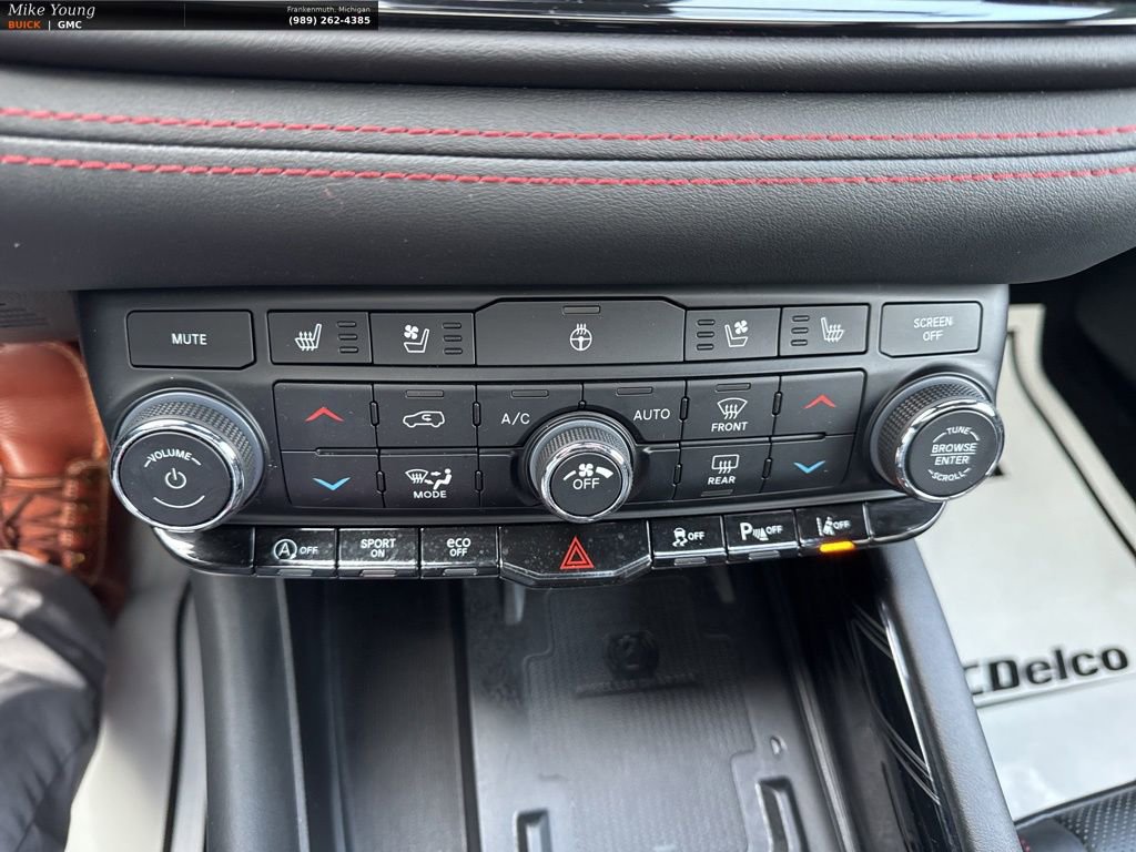 Used 2023 Dodge Durango Citadel image 29