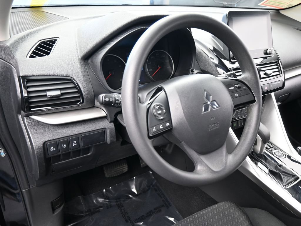 Used 2023 Mitsubishi Eclipse Cross LE image 14