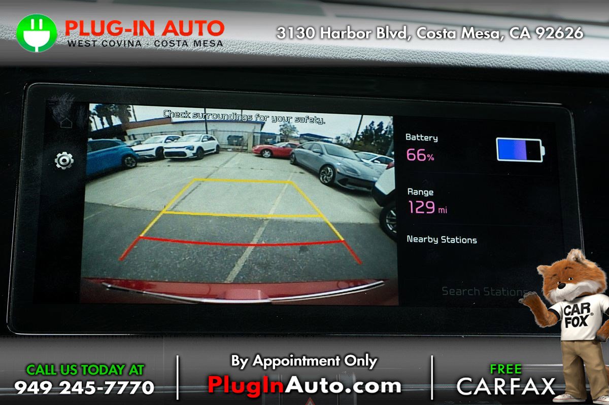 Used 2022 Kia Niro EX image 32