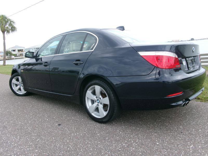 Used 2008 BMW 528xi Sedan AWD/4WD image 11