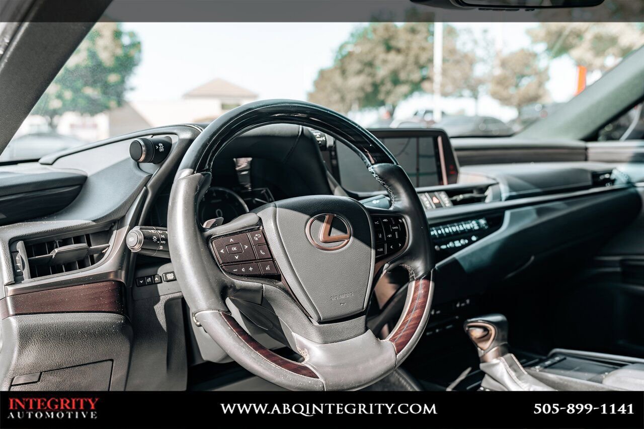 Used 2019 Lexus ES 350 w/ Premium Package FWD image 21