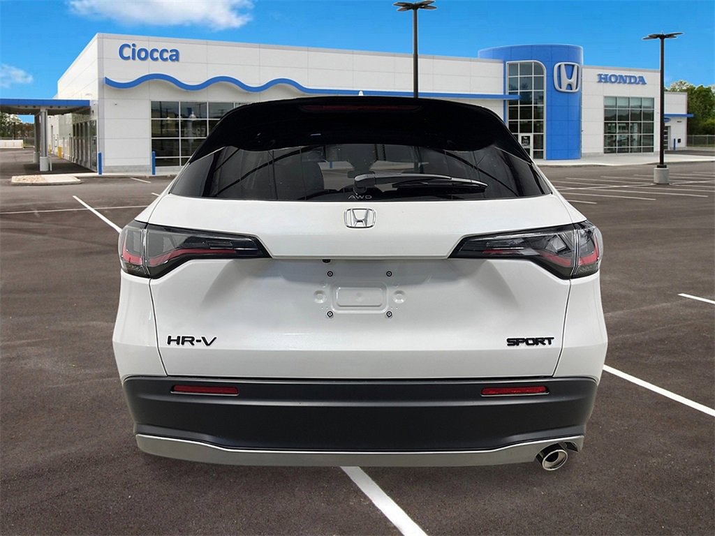 New 2026 Honda HR-V Sport image 4