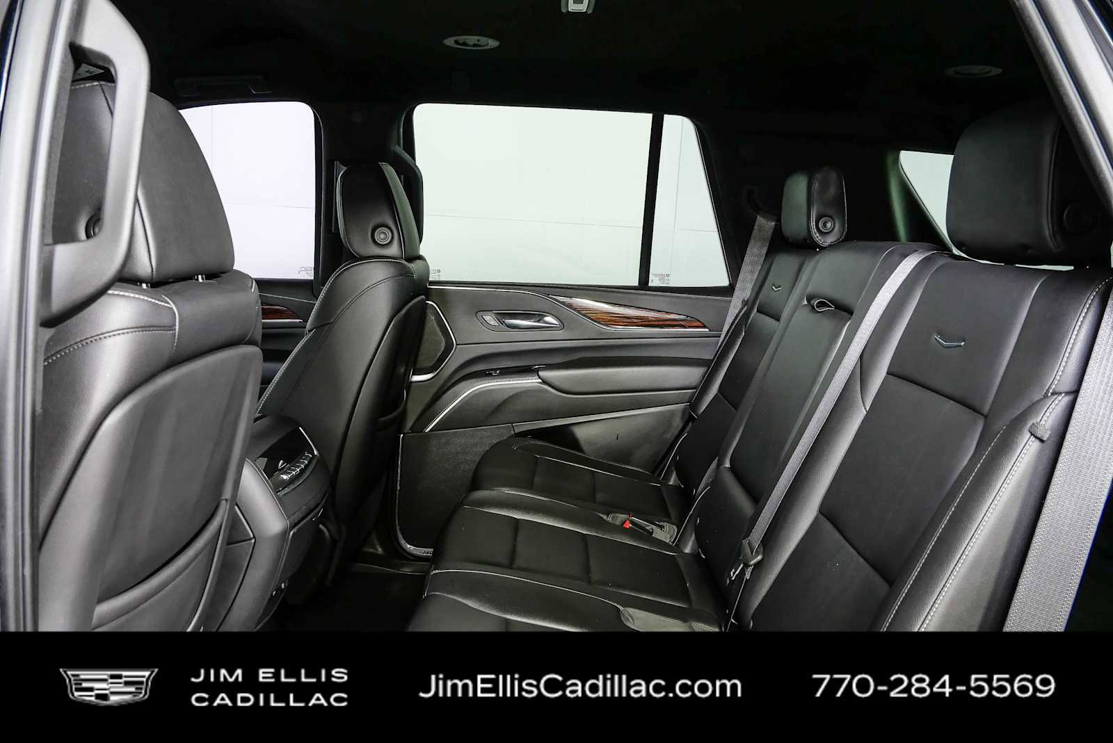 Used 2021 Cadillac Escalade Luxury RWD image 19