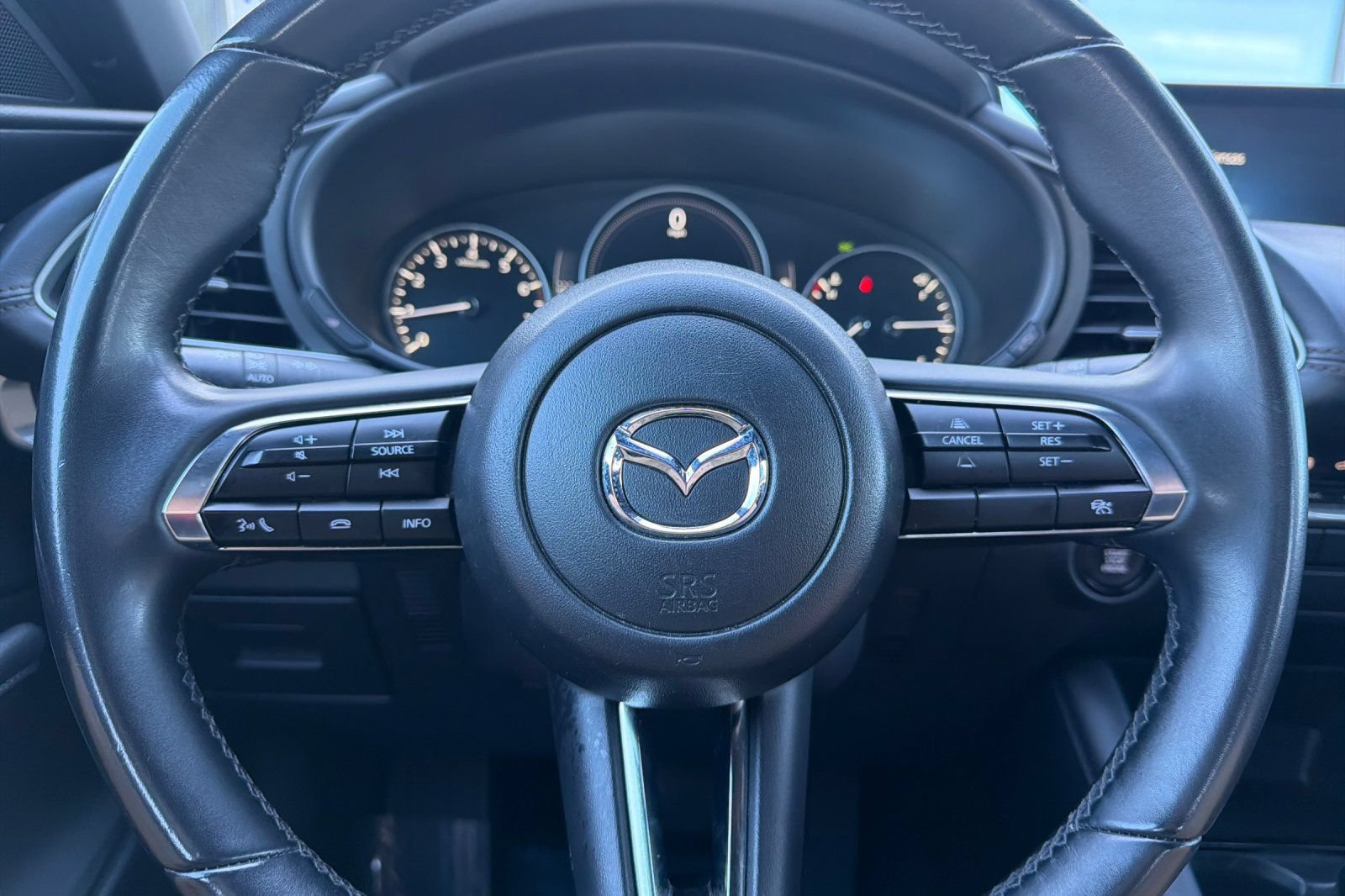 Certified 2025 MAZDA MAZDA3 s Sport FWD image 22