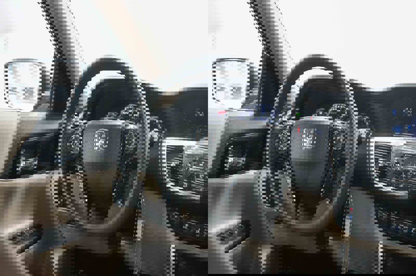 Used 2017 Honda Accord LX image 15