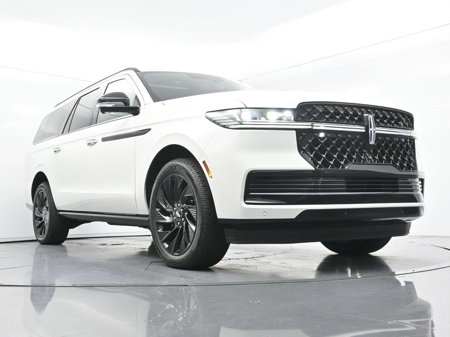 Used 2026 Lincoln Navigator L Reserve w/ Jet Appearance Package AWD/4WD image 47