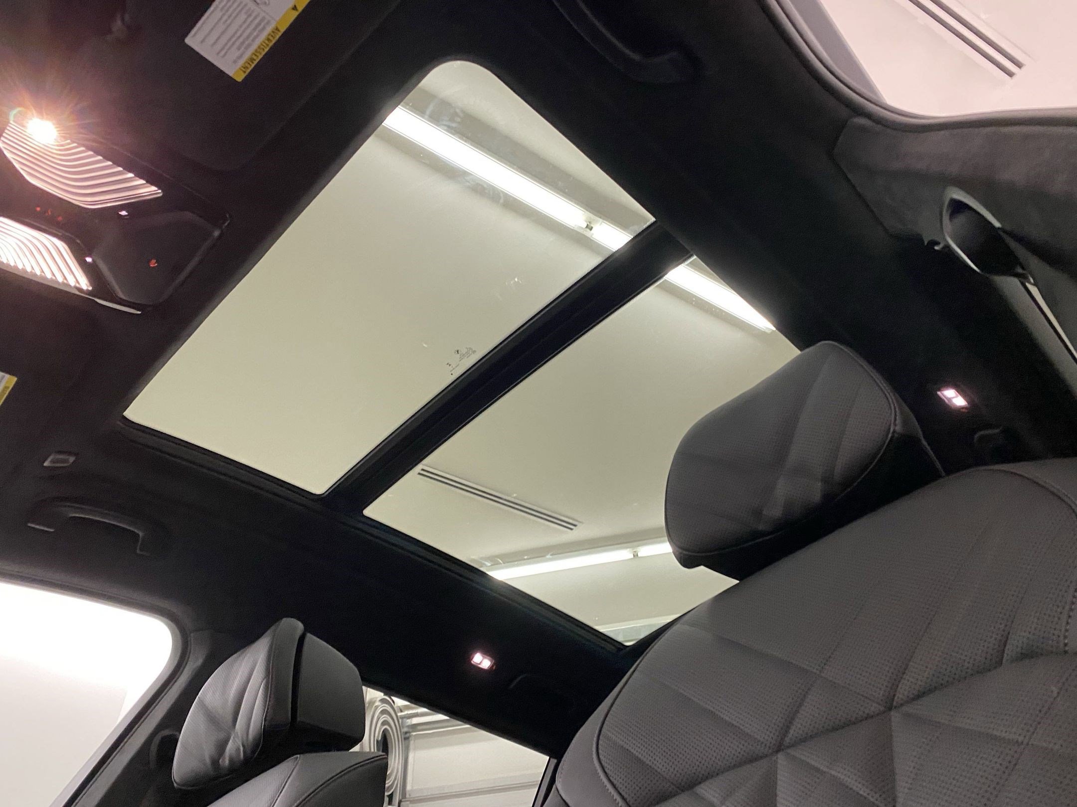 Used 2026 BMW X7 xDrive40i w/ M Sport Package image 14