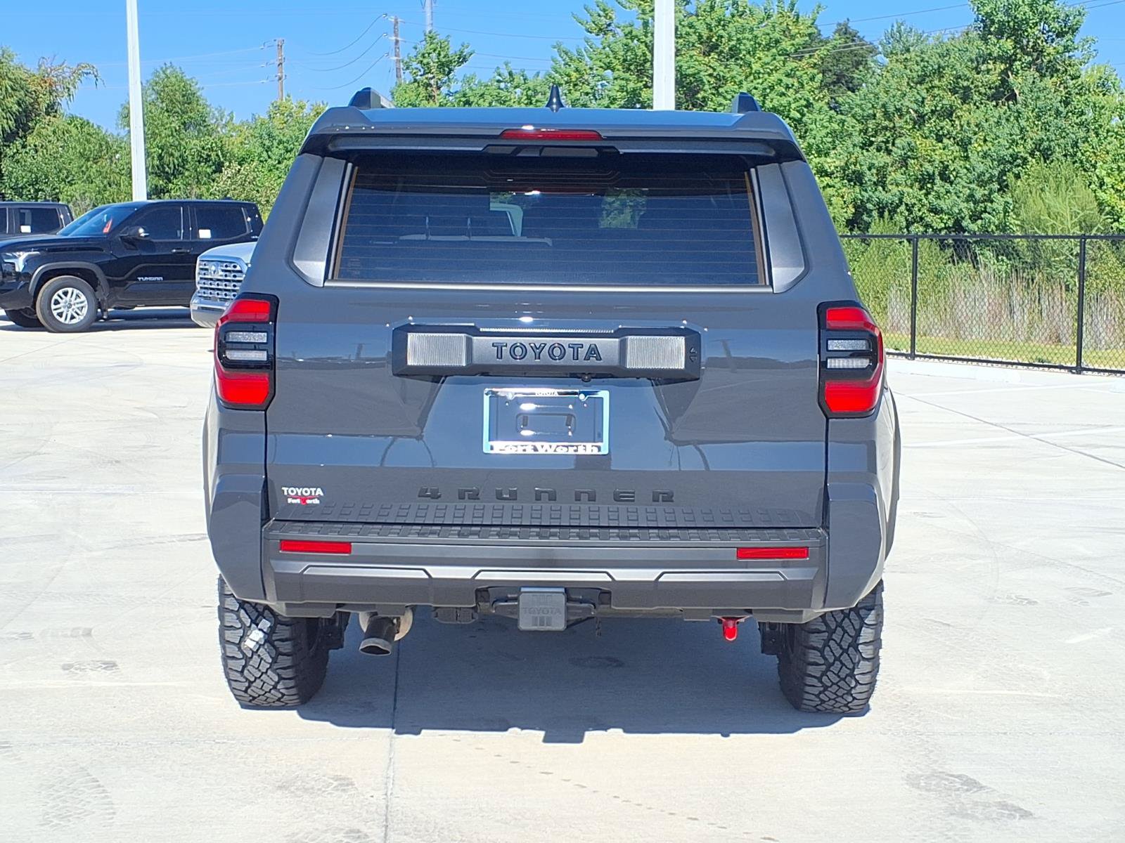 New 2026 Toyota 4Runner SR5 AWD/4WD image 8