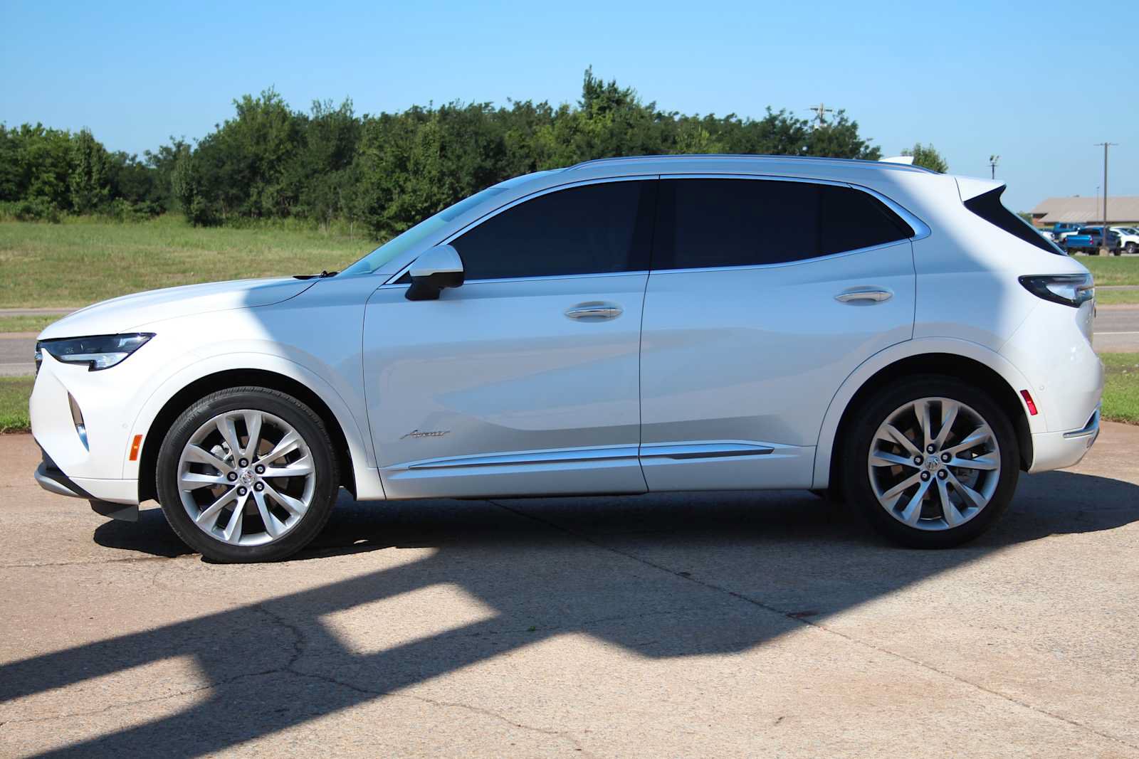 Used 2023 Buick Envision Avenir FWD image 6