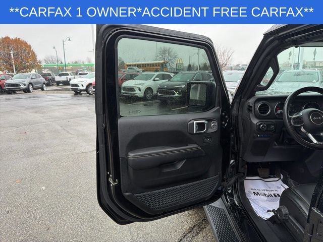 Used 2023 Jeep Wrangler Unlimited Sahara w/ Cold Weather Group image 23