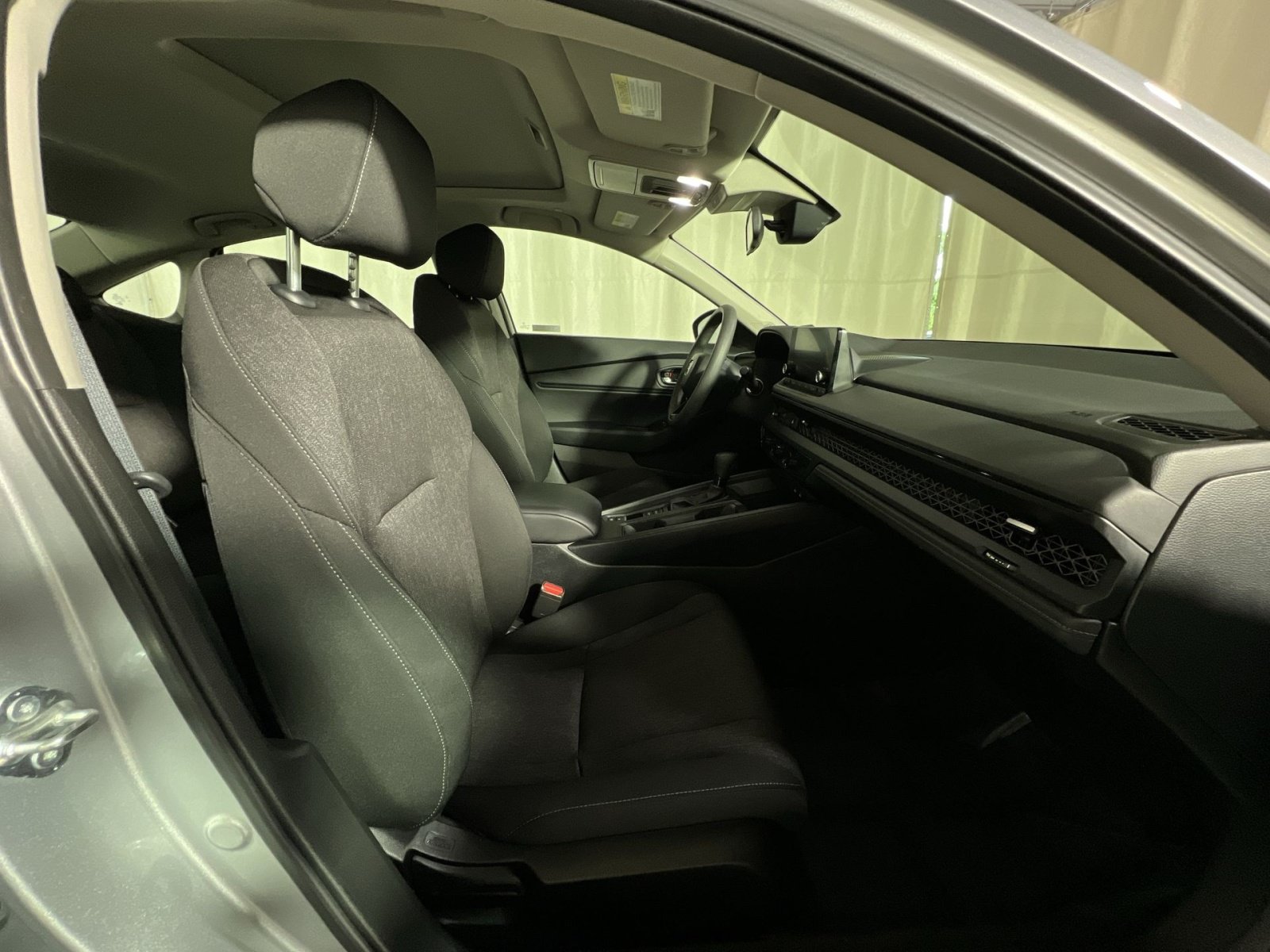 Used 2024 Honda Accord EX image 32