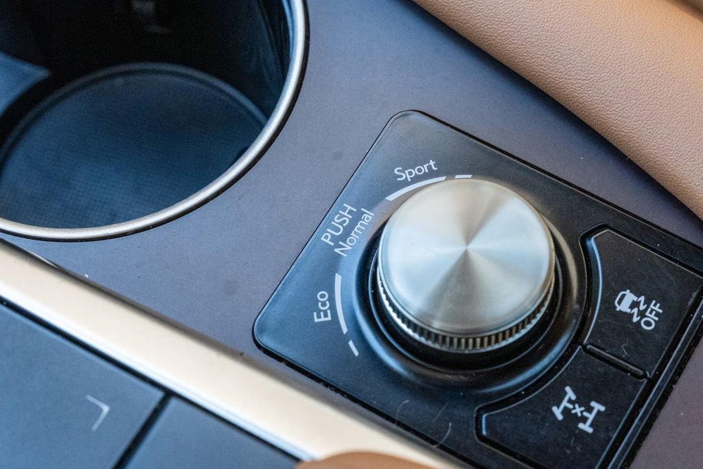 Used 2022 Lexus RX 350 AWD w/ Premium Package image 18