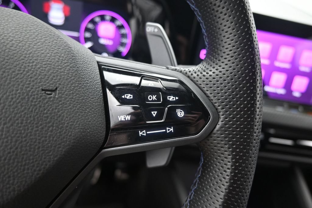 Used 2022 Volkswagen Golf R AWD/4WD image 32