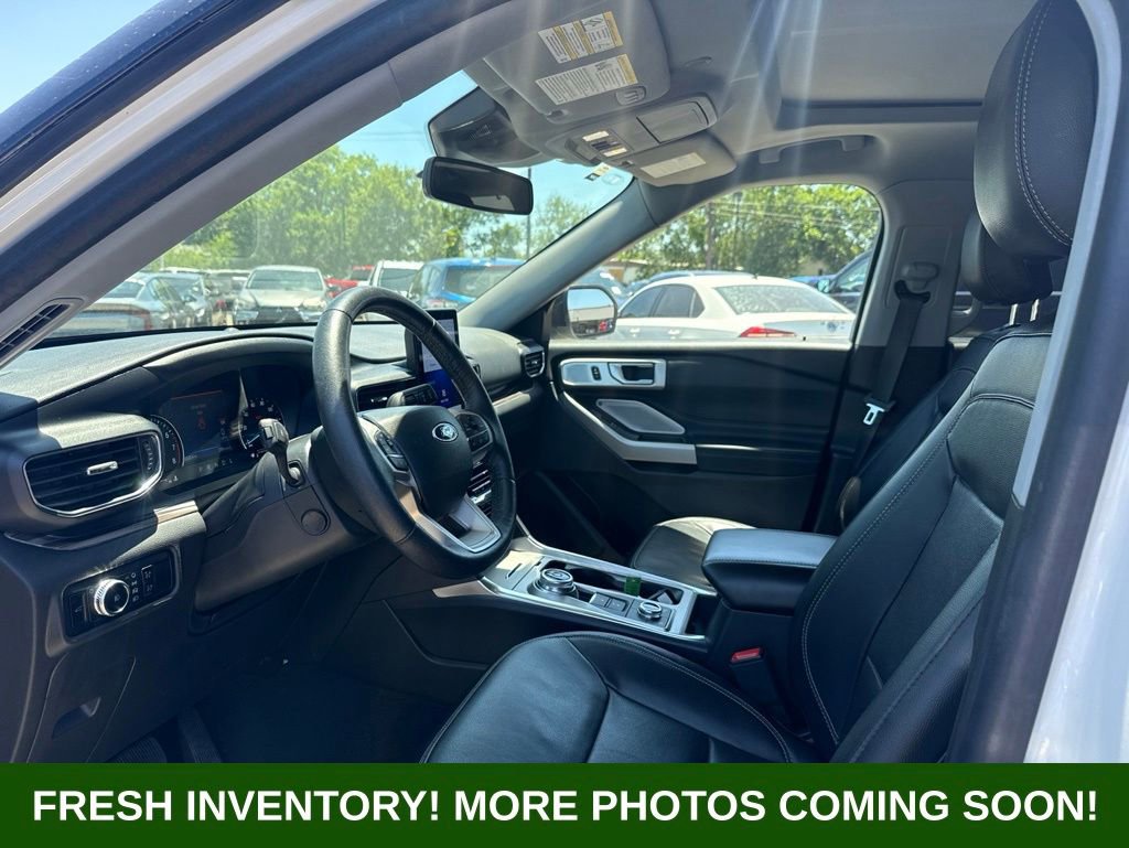 Used 2023 Ford Explorer Limited w/ Limited Technology Package AWD/4WD image 8
