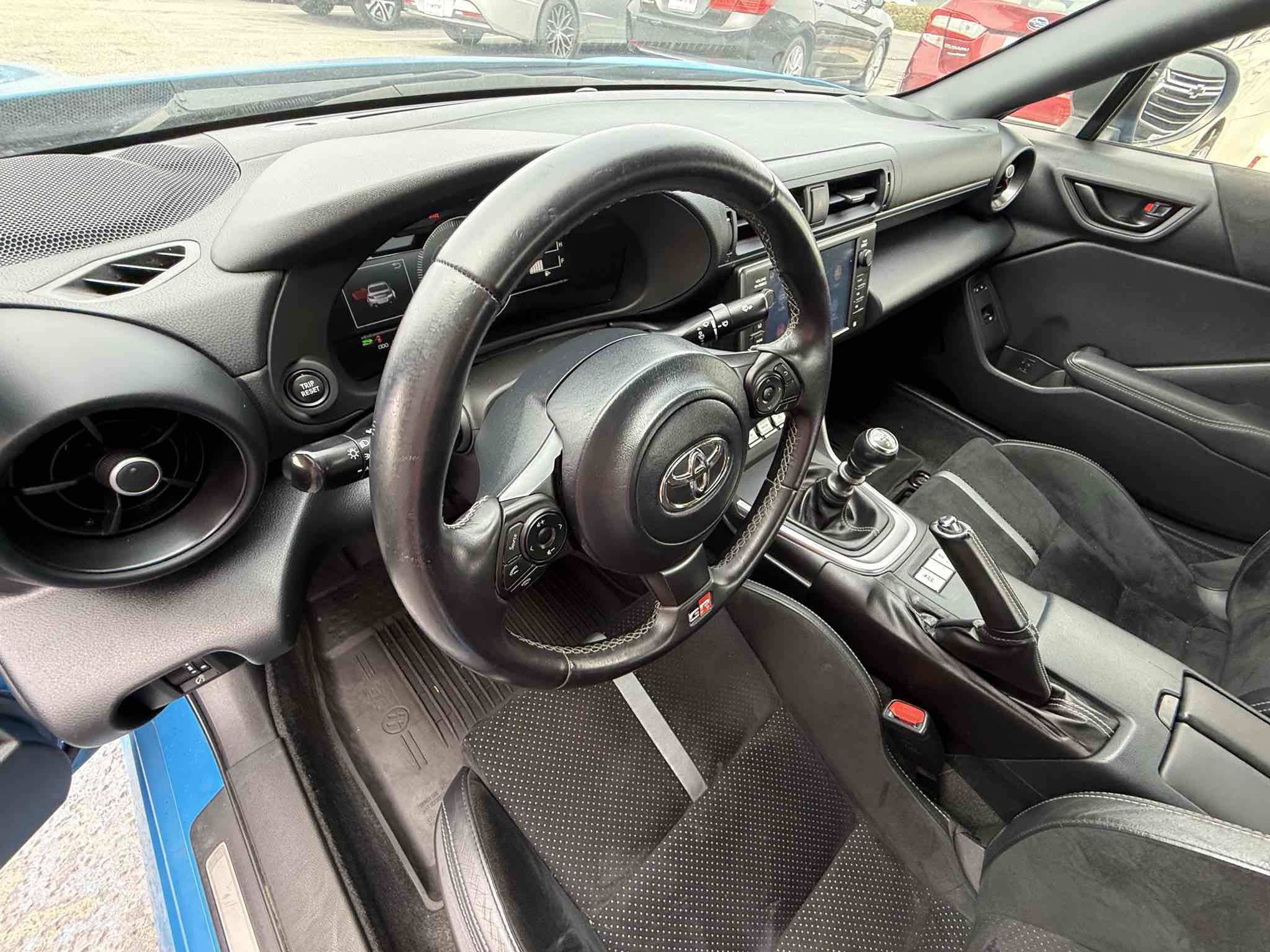Used 2022 Toyota GR86 Premium RWD image 52