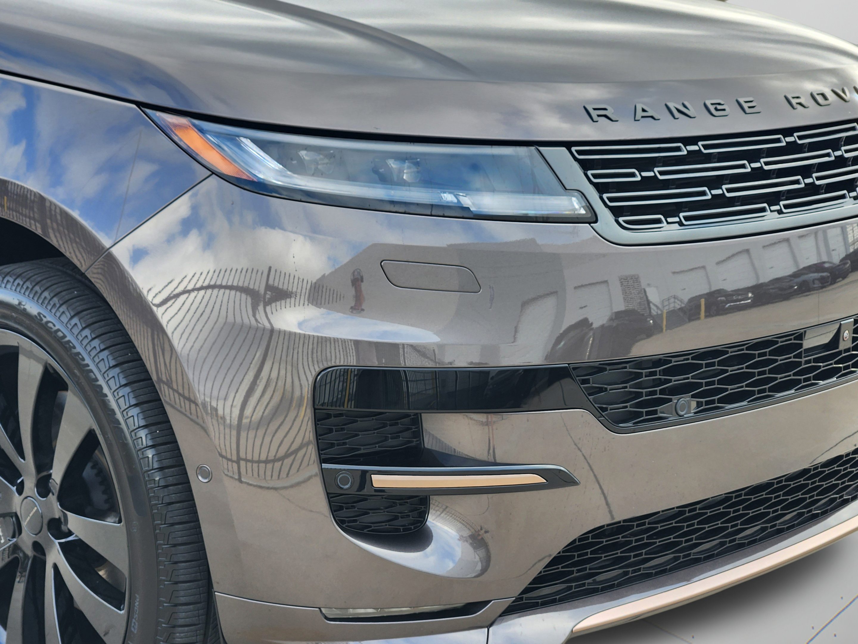 New 2026 Land Rover Range Rover Sport Dynamic SE AWD/4WD image 30