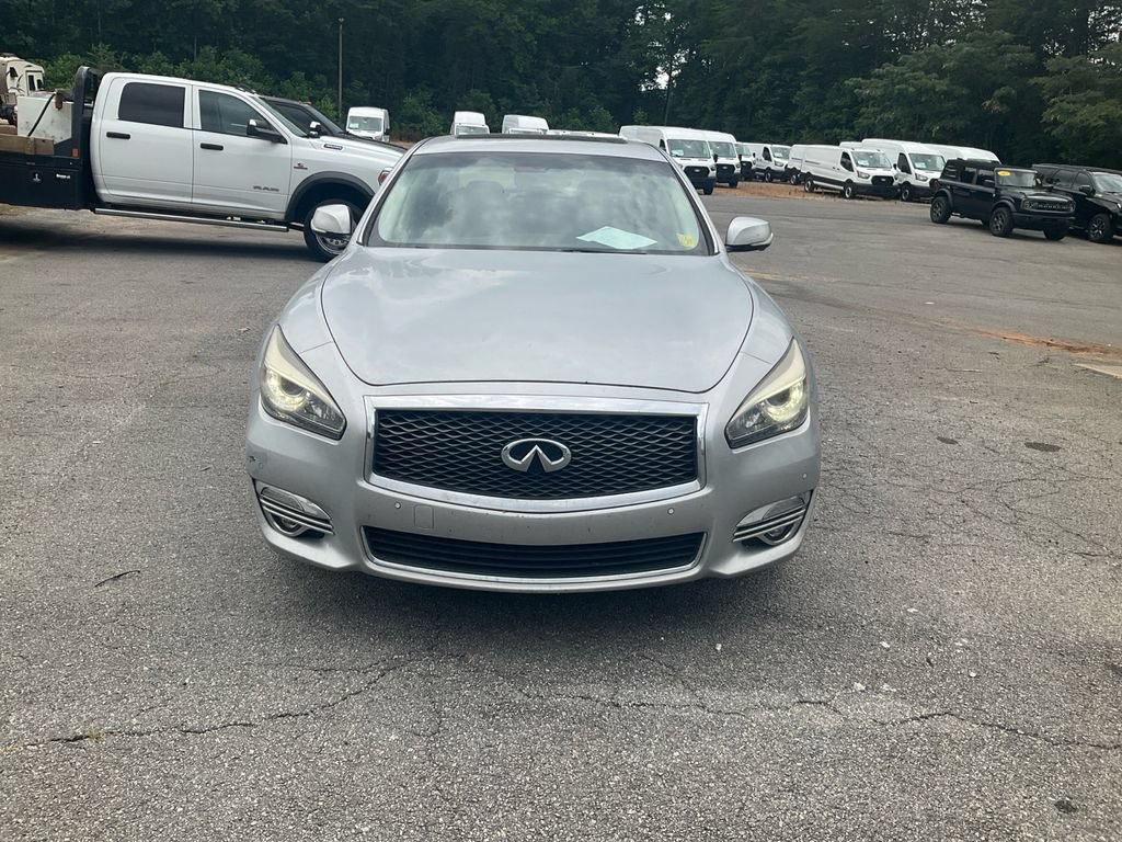 Used 2016 INFINITI Q70 L 3.7 w/ Deluxe Touring Package RWD image 2
