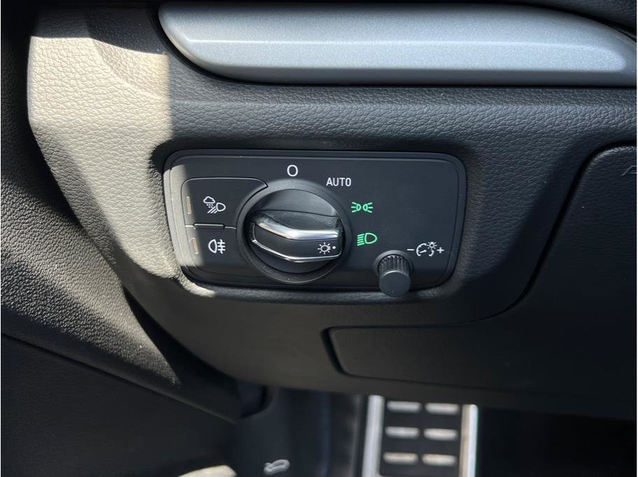 Used 2019 Audi A3 2.0T Titanium w/ Convenience Package image 18