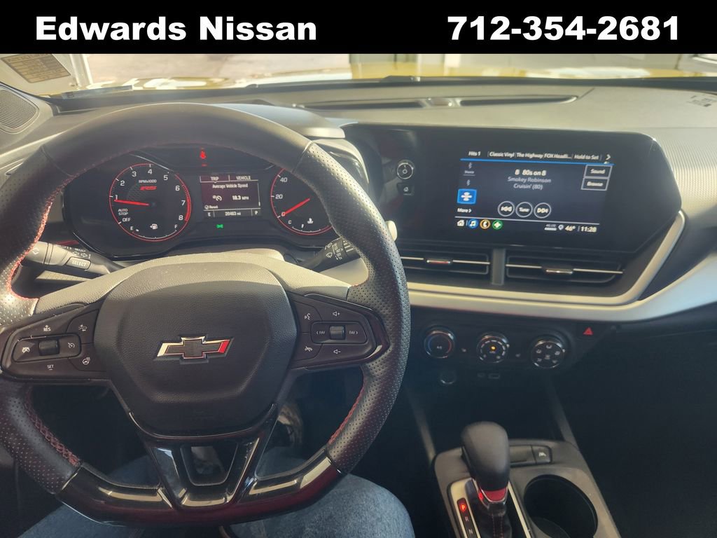 Used 2024 Chevrolet Trax RS w/ Driver Confidence Package image 22