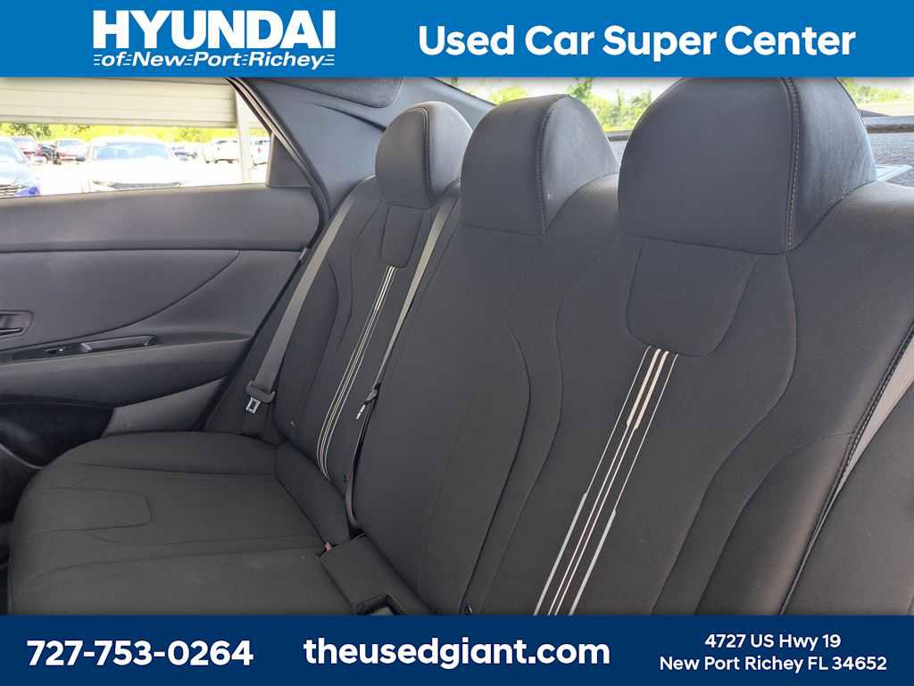 Used 2026 Hyundai Elantra Sport FWD image 13