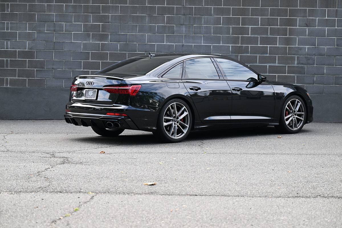 Used 2021 Audi S6 Premium Plus w/ S Sport Package AWD/4WD image 4
