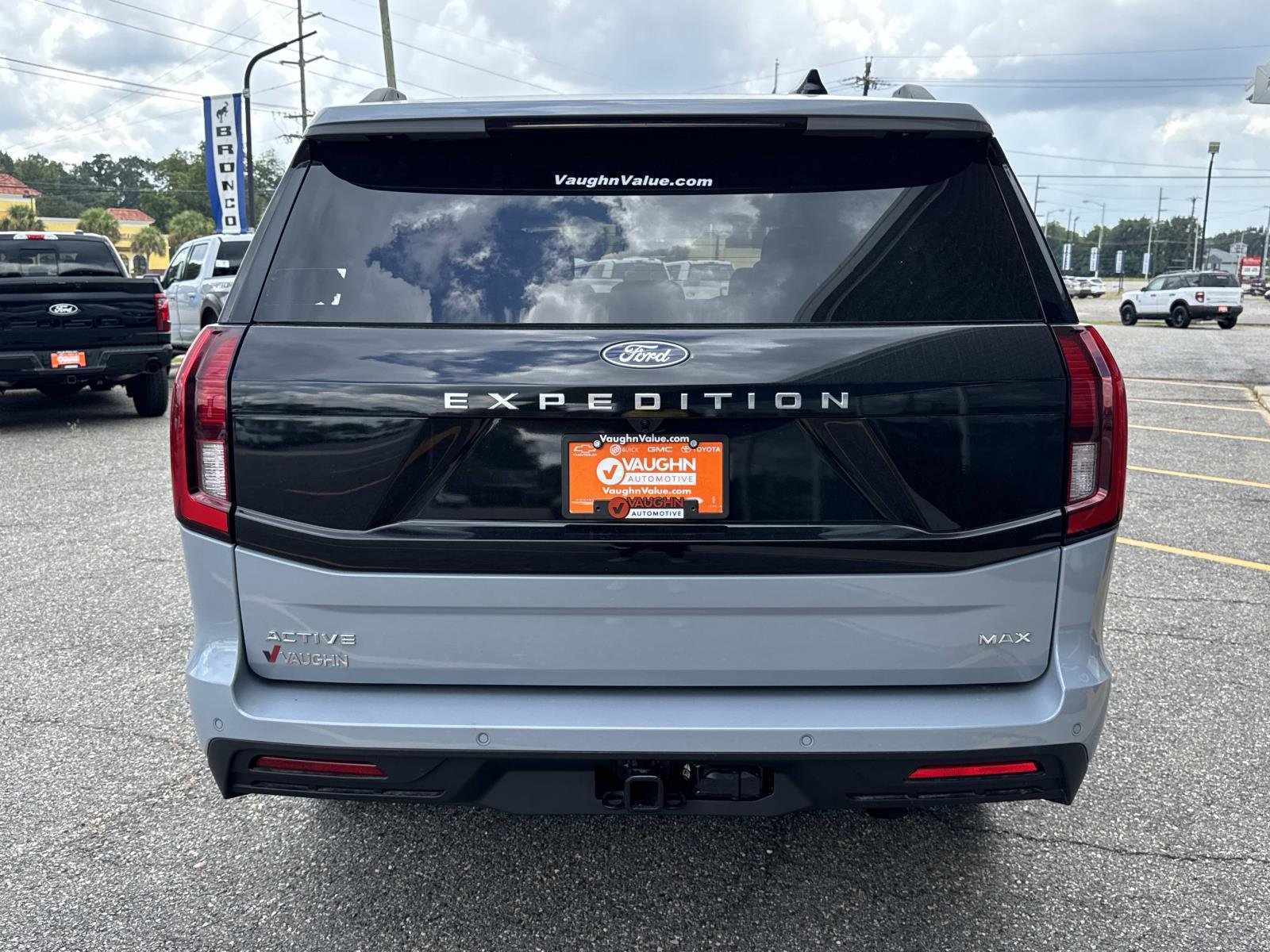 New 2025 Ford Expedition Max Active image 5