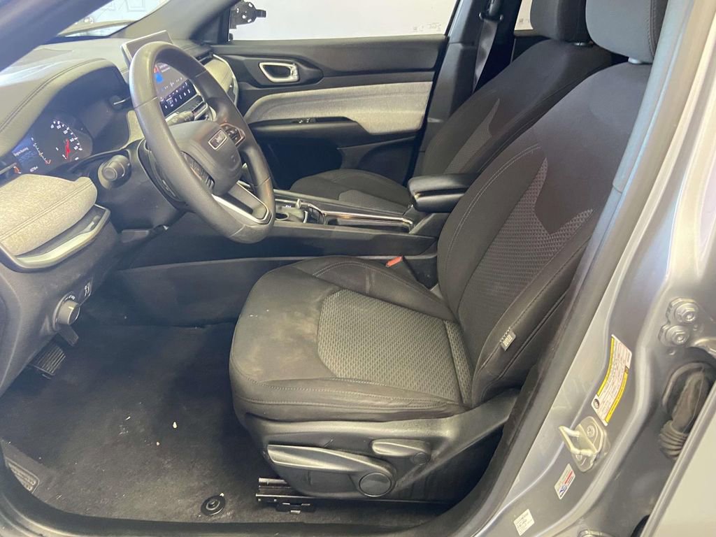 Used 2024 Jeep Compass Sport image 16