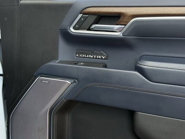 Used 2023 Chevrolet Silverado 1500 High Country w/ High Country Premium Package AWD/4WD image 31