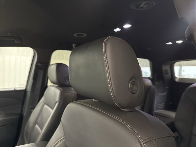 Used 2023 Chevrolet Traverse LT image 17
