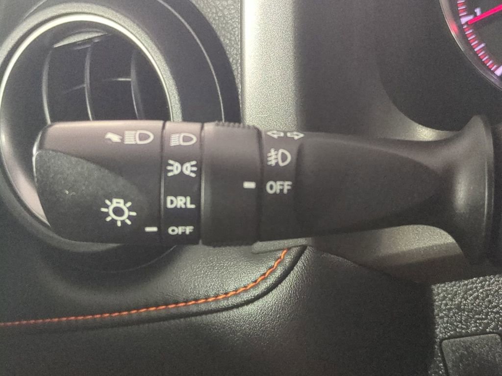 Used 2016 Toyota RAV4 SE FWD image 32