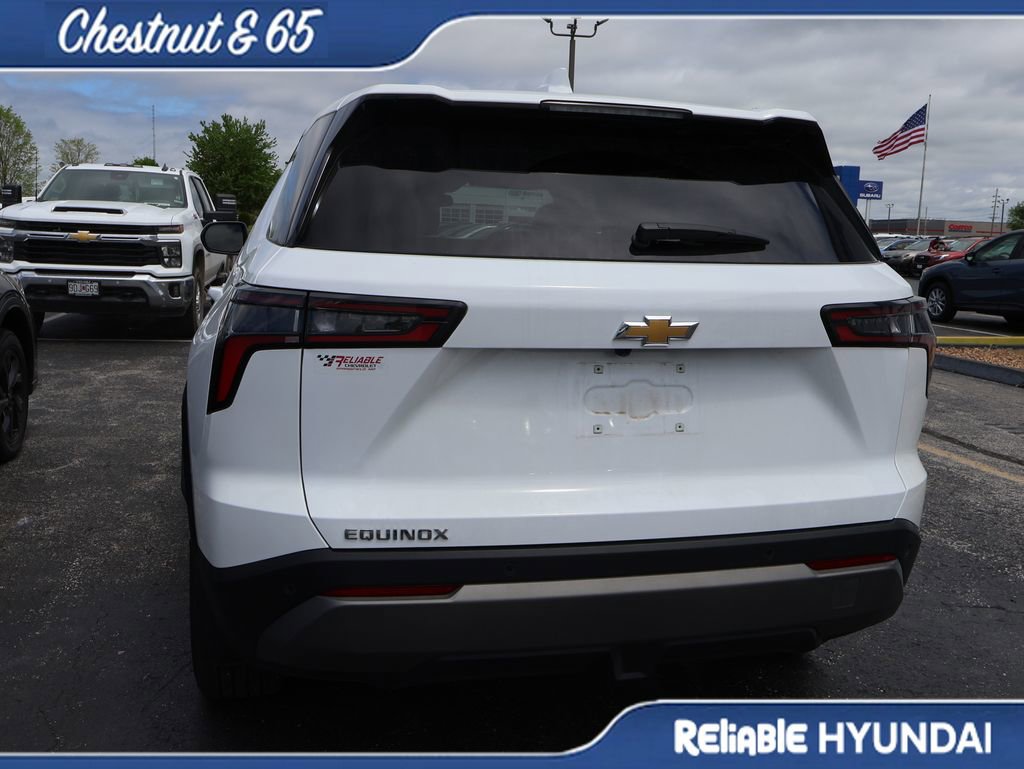 Used 2026 Chevrolet Equinox LT w/ LPO, Floor Liner Package FWD image 16