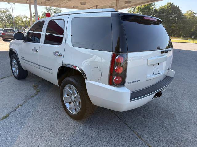 Used 2013 GMC Yukon Denali AWD/4WD image 6