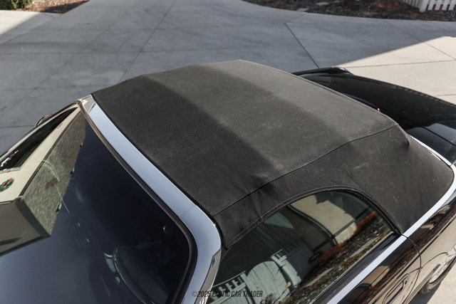 Used 2002 Ford Thunderbird Deluxe image 91