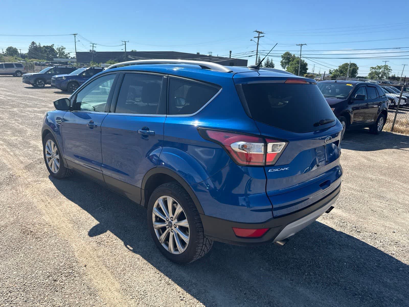Used 2017 Ford Escape Titanium FWD video 2