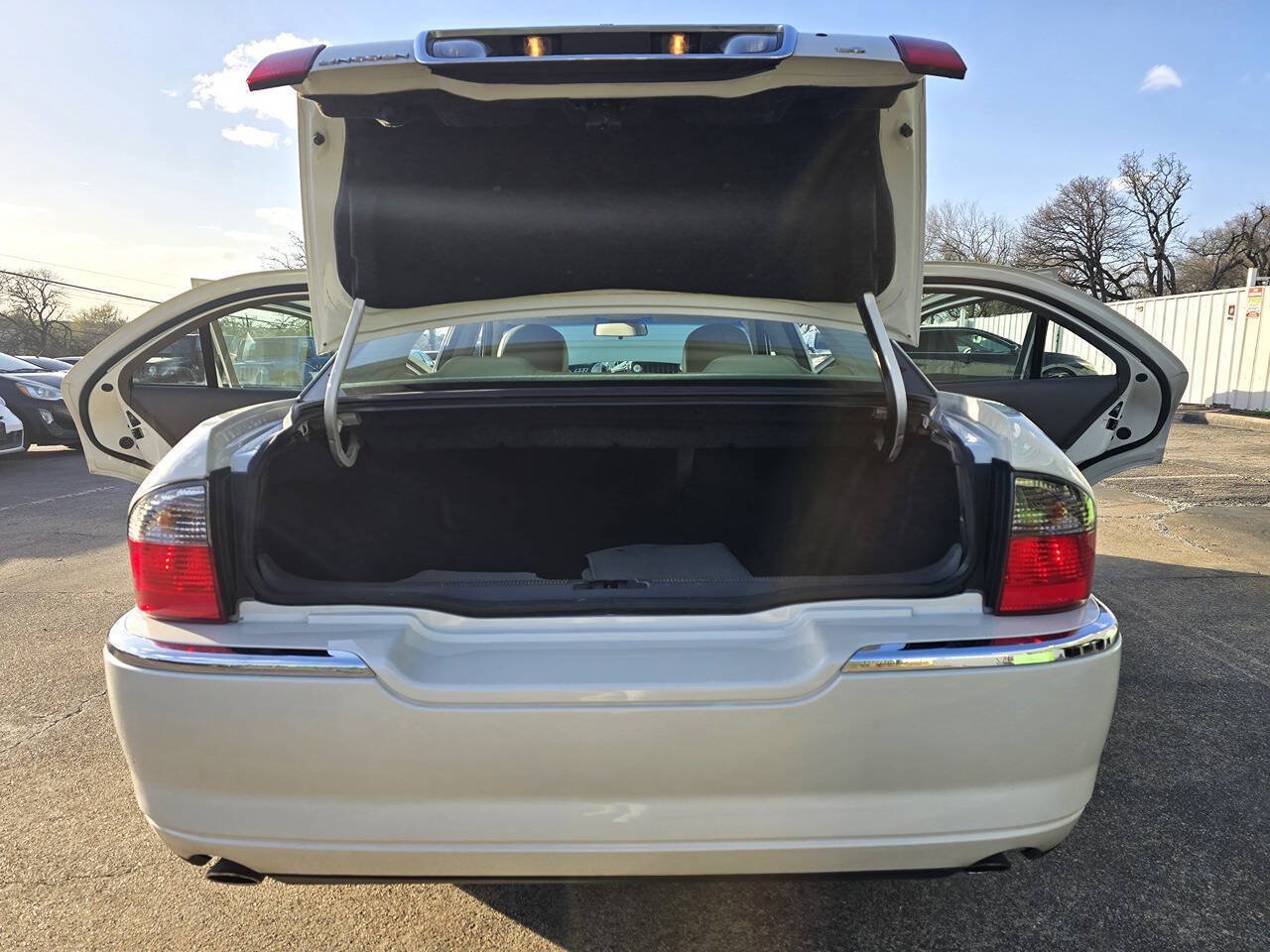 Used 2004 Lincoln LS RWD image 53
