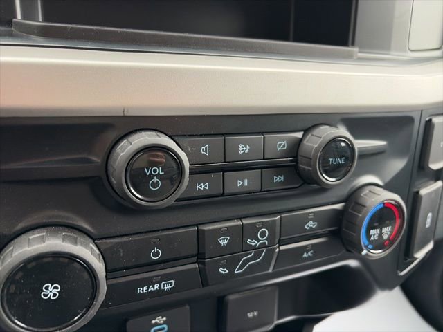 Used 2024 Ford F250 XL w/ STX Appearance Package AWD/4WD image 17