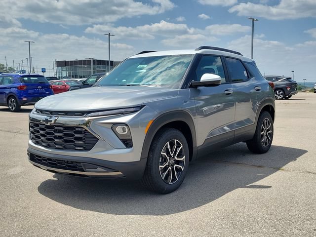 New 2026 Chevrolet TrailBlazer ACTIV w/ Driver Confidence Package FWD image 2