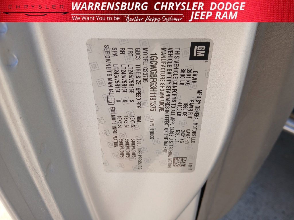 Used 2017 Chevrolet Express 2500 Extended RWD image 10